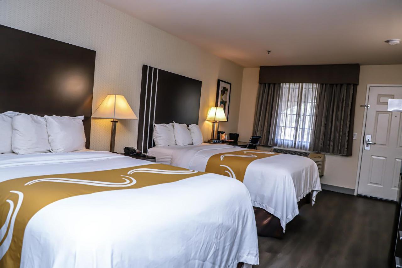 Quality Inn & Suites Camarillo-Oxnard Ngoại thất bức ảnh