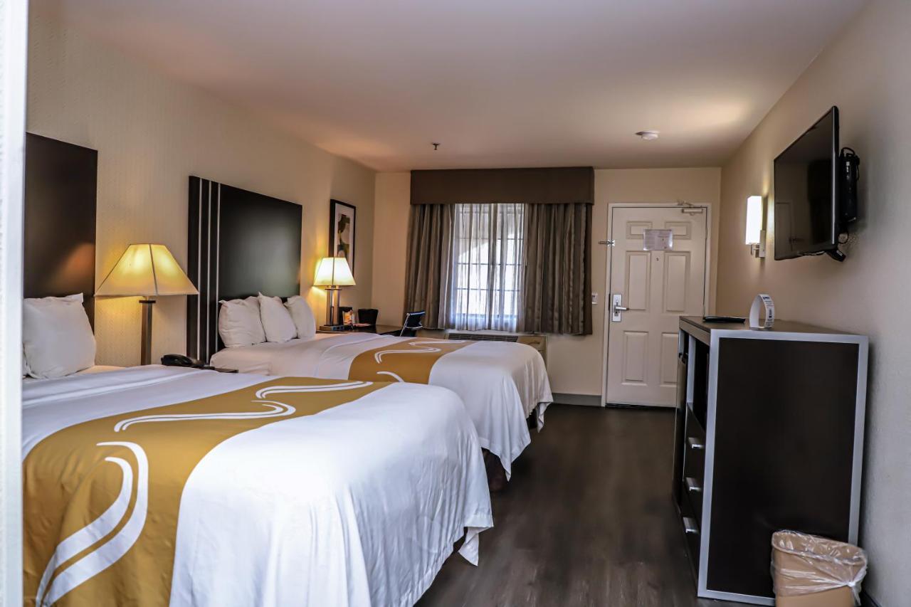 Quality Inn & Suites Camarillo-Oxnard Ngoại thất bức ảnh