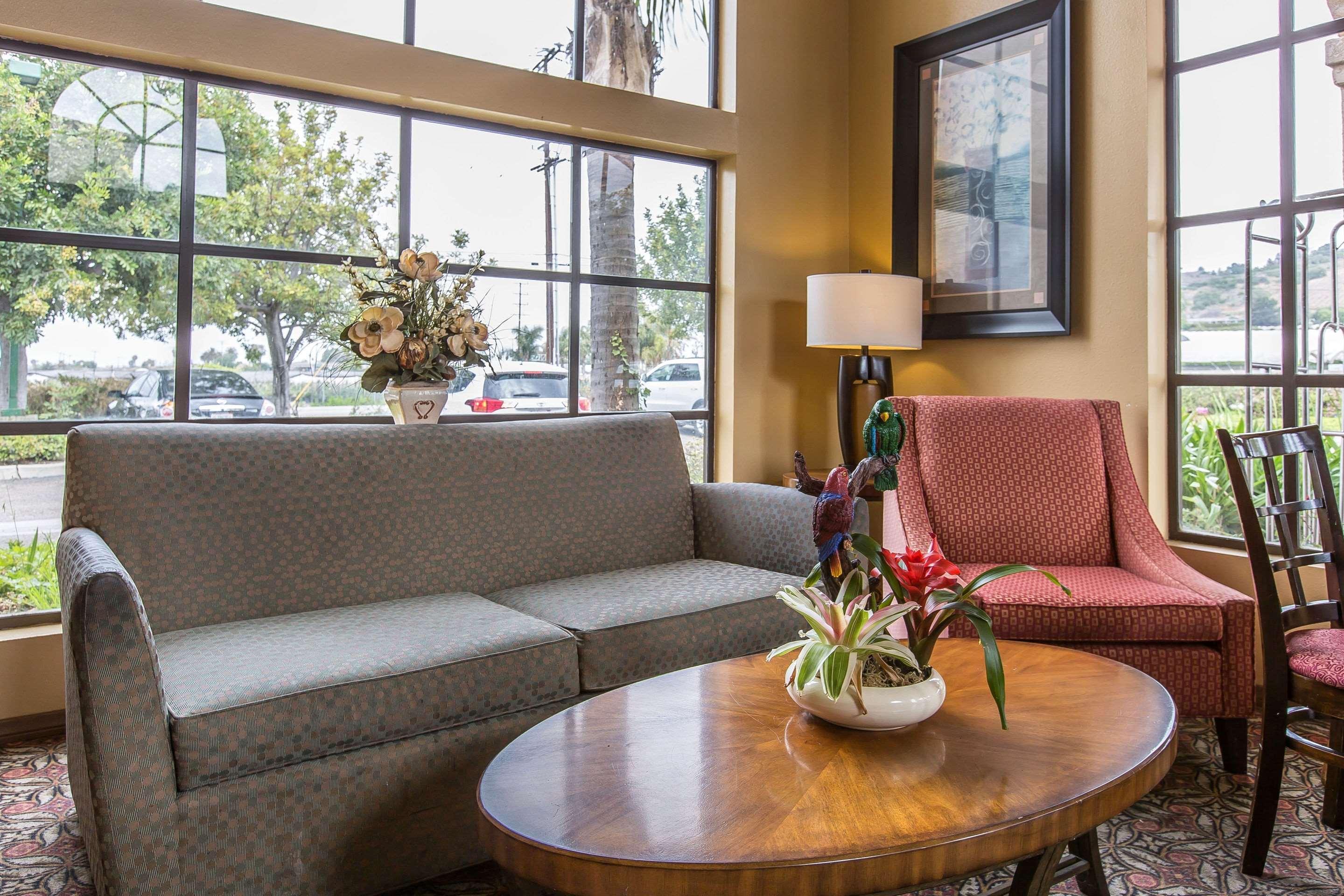 Quality Inn & Suites Camarillo-Oxnard Ngoại thất bức ảnh